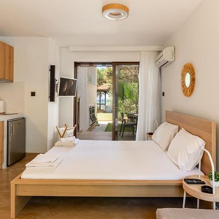 Alkis Guest House By Aegiankazarte Kapotidhes Dış mekan fotoğraf