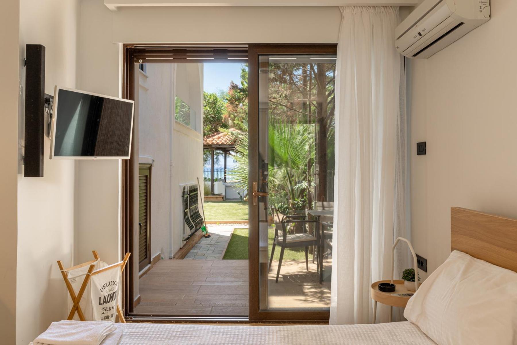 Alkis Guest House By Aegiankazarte Kapotidhes Dış mekan fotoğraf