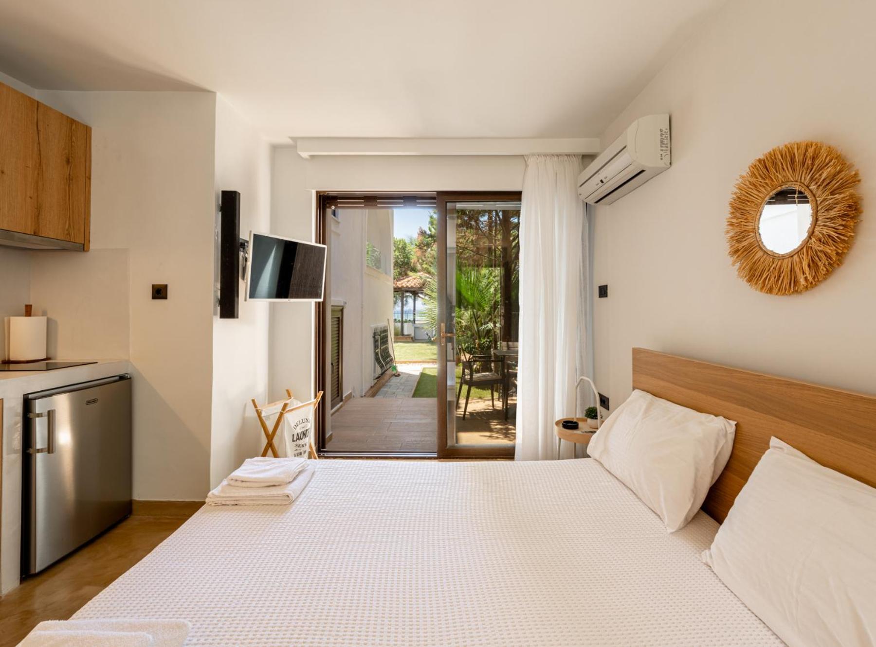 Alkis Guest House By Aegiankazarte Kapotidhes Dış mekan fotoğraf