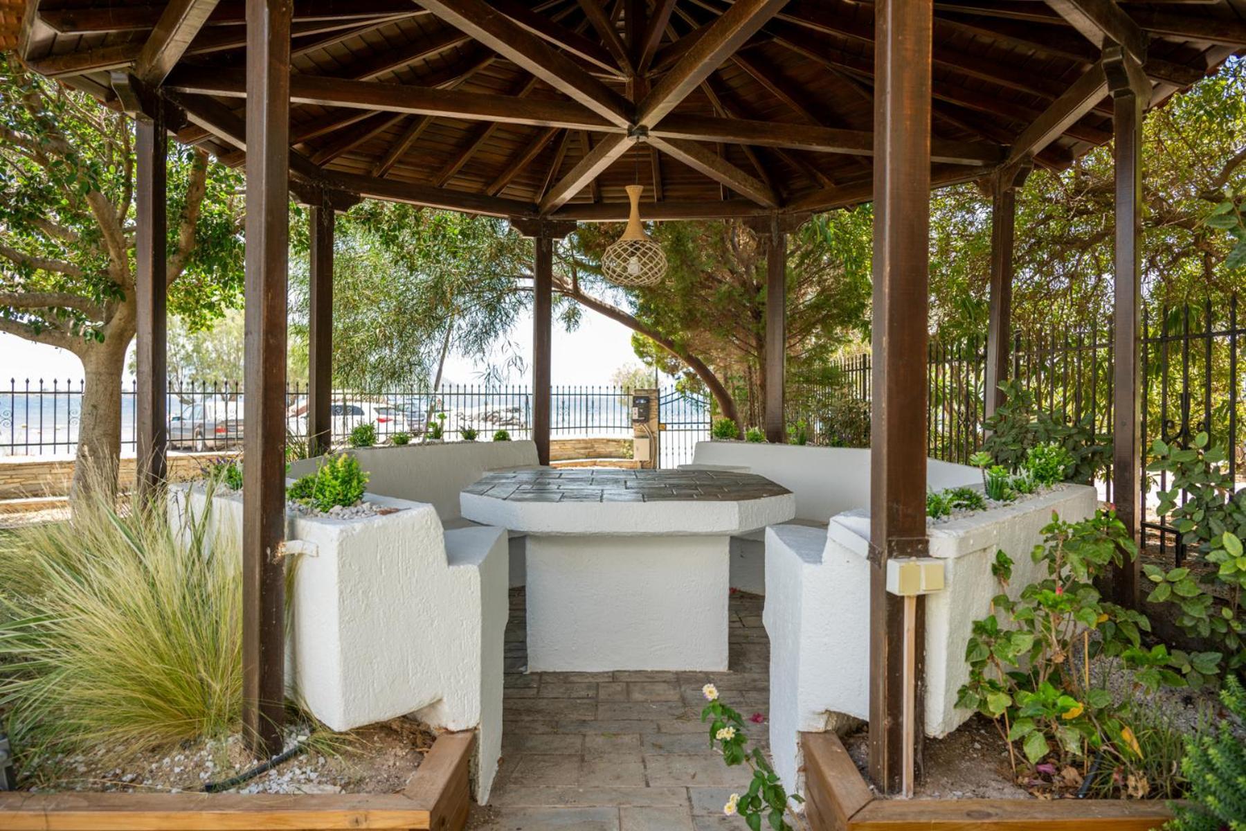 Alkis Guest House By Aegiankazarte Kapotidhes Dış mekan fotoğraf