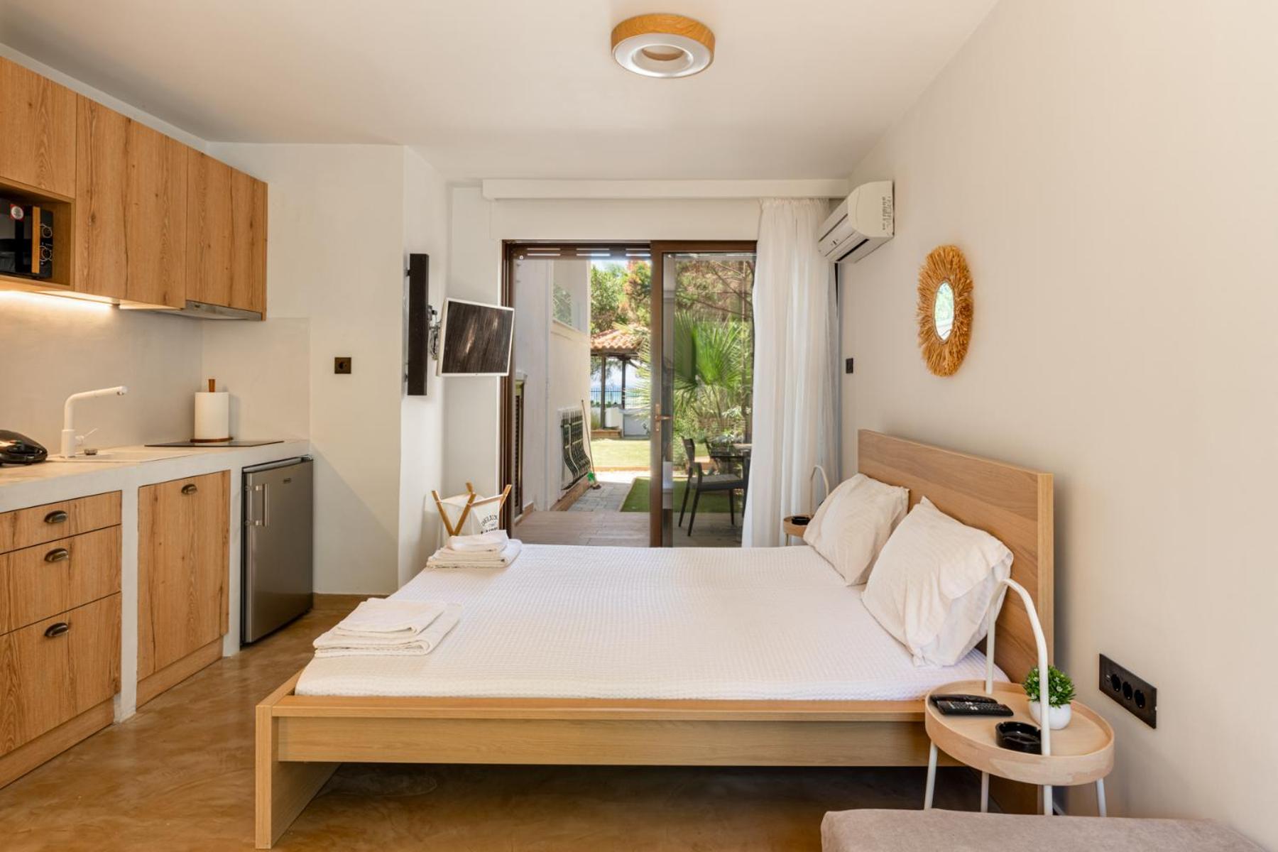 Alkis Guest House By Aegiankazarte Kapotidhes Dış mekan fotoğraf